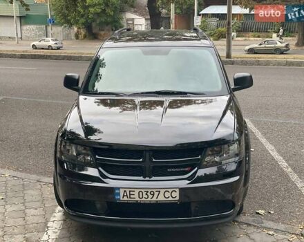 Чорний Додж Джорні, об'ємом двигуна 2.36 л та пробігом 215 тис. км за 11500 $, фото 1 на Automoto.ua