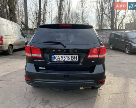 Чорний Додж Джорні, об'ємом двигуна 2.36 л та пробігом 172 тис. км за 10700 $, фото 3 на Automoto.ua