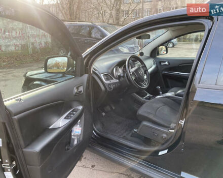 Чорний Додж Джорні, об'ємом двигуна 2.36 л та пробігом 172 тис. км за 10700 $, фото 13 на Automoto.ua