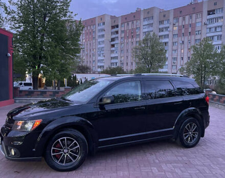 Черный Додж Джорни, объемом двигателя 2.36 л и пробегом 151 тыс. км за 12799 $, фото 6 на Automoto.ua