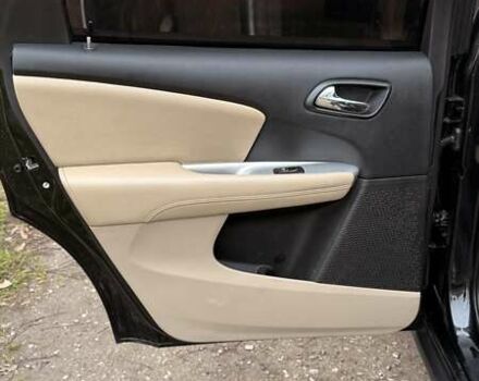 Черный Додж Джорни, объемом двигателя 2.36 л и пробегом 186 тыс. км за 13200 $, фото 10 на Automoto.ua