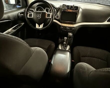 Черный Додж Джорни, объемом двигателя 2.4 л и пробегом 130 тыс. км за 12000 $, фото 2 на Automoto.ua