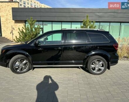 Черный Додж Джорни, объемом двигателя 2.36 л и пробегом 197 тыс. км за 13500 $, фото 2 на Automoto.ua