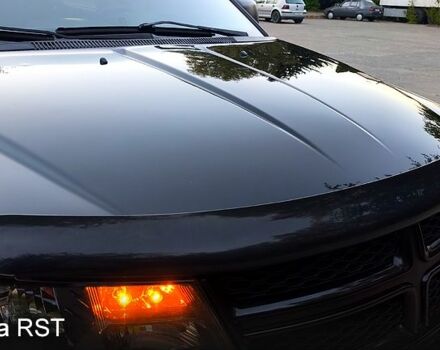 Черный Додж Джорни, объемом двигателя 2.4 л и пробегом 153 тыс. км за 11900 $, фото 6 на Automoto.ua