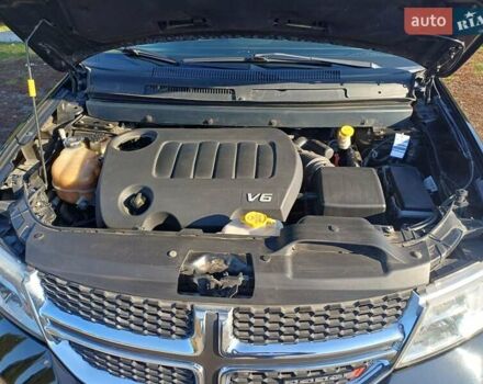 Черный Додж Джорни, объемом двигателя 3.6 л и пробегом 191 тыс. км за 14000 $, фото 5 на Automoto.ua