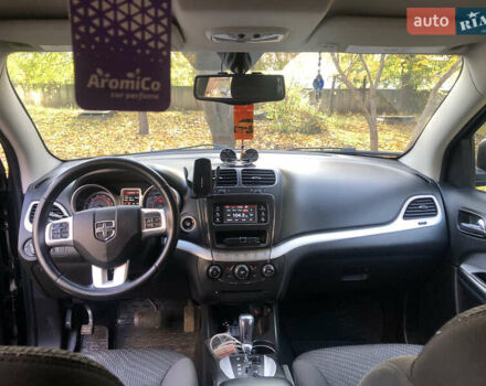 Чорний Додж Джорні, об'ємом двигуна 2.36 л та пробігом 213 тис. км за 10500 $, фото 8 на Automoto.ua