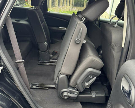 Черный Додж Джорни, объемом двигателя 3.6 л и пробегом 101 тыс. км за 12000 $, фото 14 на Automoto.ua