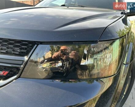 Черный Додж Джорни, объемом двигателя 2.36 л и пробегом 197 тыс. км за 13500 $, фото 9 на Automoto.ua