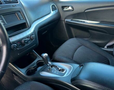 Черный Додж Джорни, объемом двигателя 2.4 л и пробегом 180 тыс. км за 12000 $, фото 18 на Automoto.ua