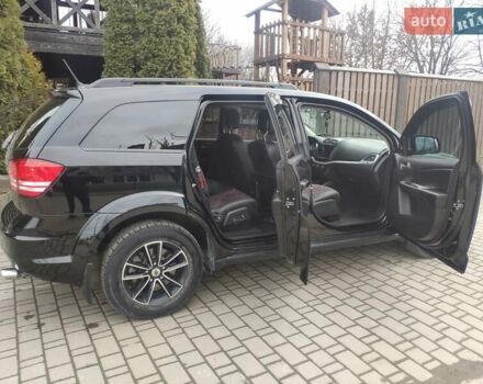 Черный Додж Джорни, объемом двигателя 2.36 л и пробегом 69 тыс. км за 12700 $, фото 6 на Automoto.ua