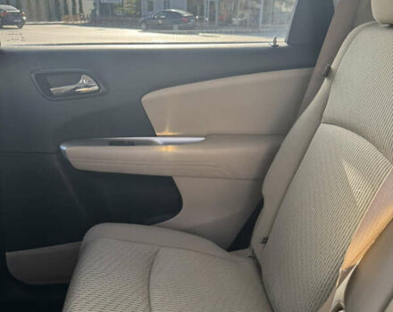 Черный Додж Джорни, объемом двигателя 2.36 л и пробегом 118 тыс. км за 13000 $, фото 18 на Automoto.ua