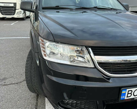 Черный Додж Джорни, объемом двигателя 2.36 л и пробегом 280 тыс. км за 11950 $, фото 4 на Automoto.ua