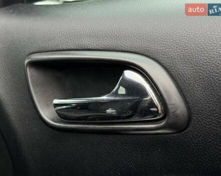 Чорний Додж Джорні, об'ємом двигуна 2.4 л та пробігом 130 тис. км за 11500 $, фото 64 на Automoto.ua