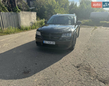 Чорний Додж Джорні, об'ємом двигуна 2.36 л та пробігом 200 тис. км за 10999 $, фото 1 на Automoto.ua
