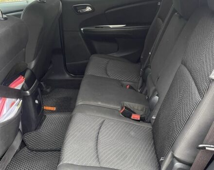 Чорний Додж Джорні, об'ємом двигуна 3.6 л та пробігом 160 тис. км за 10800 $, фото 5 на Automoto.ua