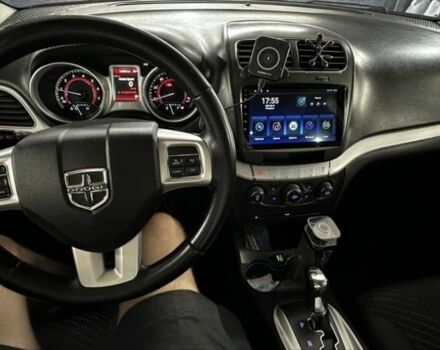 Черный Додж Джорни, объемом двигателя 2.4 л и пробегом 130 тыс. км за 12000 $, фото 3 на Automoto.ua