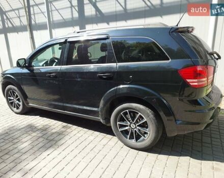 Чорний Додж Джорні, об'ємом двигуна 2.4 л та пробігом 102 тис. км за 12500 $, фото 6 на Automoto.ua