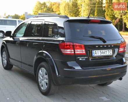 Чорний Додж Джорні, об'ємом двигуна 2.36 л та пробігом 150 тис. км за 11500 $, фото 2 на Automoto.ua