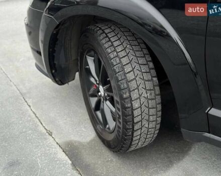 Чорний Додж Джорні, об'ємом двигуна 2.4 л та пробігом 130 тис. км за 11500 $, фото 2 на Automoto.ua