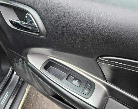 Чорний Додж Джорні, об'ємом двигуна 2.36 л та пробігом 197 тис. км за 14199 $, фото 3 на Automoto.ua