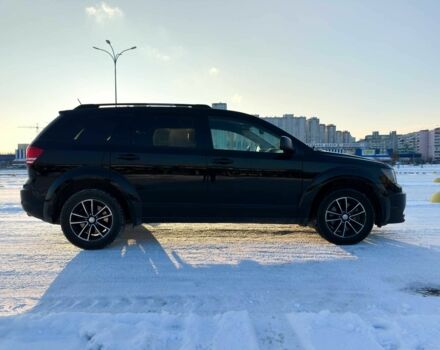 Черный Додж Джорни, объемом двигателя 2.4 л и пробегом 180 тыс. км за 12000 $, фото 6 на Automoto.ua