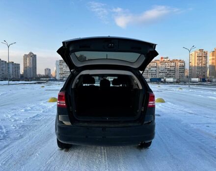 Черный Додж Джорни, объемом двигателя 2.4 л и пробегом 180 тыс. км за 12000 $, фото 3 на Automoto.ua