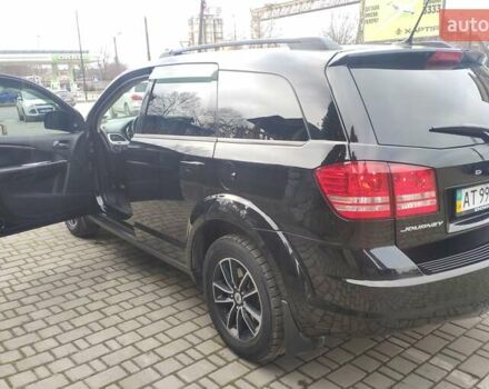 Черный Додж Джорни, объемом двигателя 2.36 л и пробегом 69 тыс. км за 12700 $, фото 7 на Automoto.ua