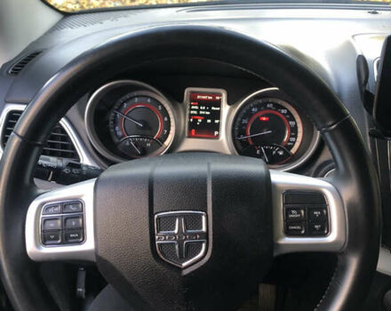 Чорний Додж Джорні, об'ємом двигуна 2.36 л та пробігом 213 тис. км за 10500 $, фото 4 на Automoto.ua