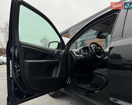 Чорний Додж Джорні, об'ємом двигуна 2.4 л та пробігом 130 тис. км за 11500 $, фото 24 на Automoto.ua