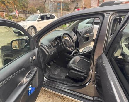 Черный Додж Джорни, объемом двигателя 0 л и пробегом 123 тыс. км за 8700 $, фото 4 на Automoto.ua