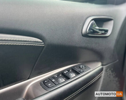 Додж Джорни 2018 в Черновцах на Automoto.ua Черный Додж Джорни, объемом двигателя 3.6 л и пробегом 101 тыс. км за 14800 $, фото 6 на Automoto.ua