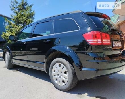 Черный Додж Джорни, объемом двигателя 2.36 л и пробегом 170 тыс. км за 11300 $, фото 9 на Automoto.ua