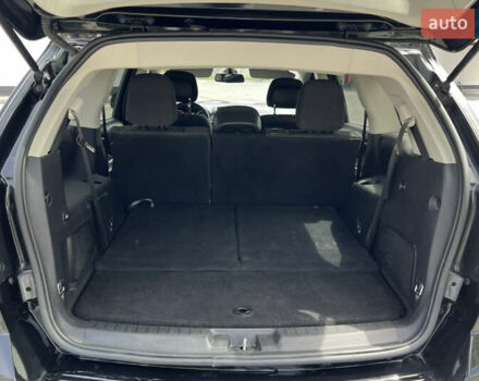 Черный Додж Джорни, объемом двигателя 2.36 л и пробегом 185 тыс. км за 12000 $, фото 6 на Automoto.ua