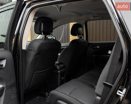 Черный Додж Джорни, объемом двигателя 2.4 л и пробегом 67 тыс. км за 12800 $, фото 28 на Automoto.ua