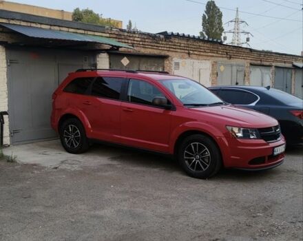 Черный Додж Джорни, объемом двигателя 2.4 л и пробегом 90 тыс. км за 13900 $, фото 2 на Automoto.ua