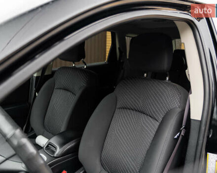 Черный Додж Джорни, объемом двигателя 2.4 л и пробегом 67 тыс. км за 12800 $, фото 25 на Automoto.ua