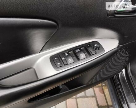 Черный Додж Джорни, объемом двигателя 2.36 л и пробегом 170 тыс. км за 11300 $, фото 69 на Automoto.ua