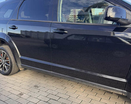 Черный Додж Джорни, объемом двигателя 2.36 л и пробегом 221 тыс. км за 11800 $, фото 7 на Automoto.ua