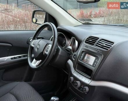 Чорний Додж Джорні, об'ємом двигуна 2.36 л та пробігом 61 тис. км за 13499 $, фото 25 на Automoto.ua