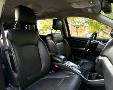 Черный Додж Джорни, объемом двигателя 3.6 л и пробегом 33 тыс. км за 9690 $, фото 12 на Automoto.ua