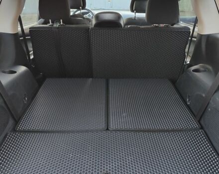 Черный Додж Джорни, объемом двигателя 2.4 л и пробегом 90 тыс. км за 13900 $, фото 4 на Automoto.ua