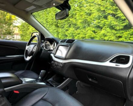 Черный Додж Джорни, объемом двигателя 3.6 л и пробегом 33 тыс. км за 9690 $, фото 11 на Automoto.ua