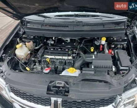 Чорний Додж Джорні, об'ємом двигуна 2.4 л та пробігом 156 тис. км за 9200 $, фото 2 на Automoto.ua