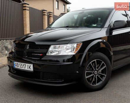 Черный Додж Джорни, объемом двигателя 2.4 л и пробегом 67 тыс. км за 12800 $, фото 2 на Automoto.ua