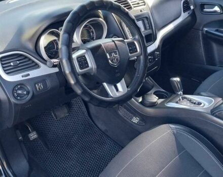 Черный Додж Джорни, объемом двигателя 3.6 л и пробегом 90 тыс. км за 13500 $, фото 2 на Automoto.ua