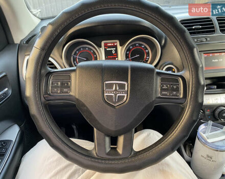 Черный Додж Джорни, объемом двигателя 2.36 л и пробегом 185 тыс. км за 12000 $, фото 14 на Automoto.ua