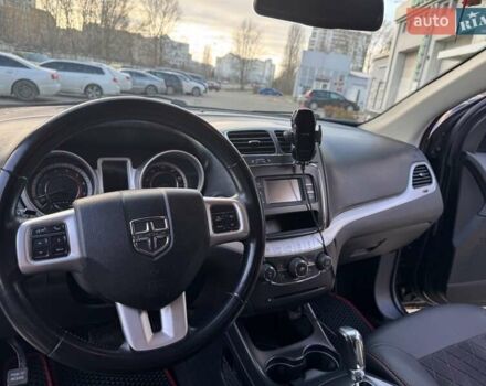 Черный Додж Джорни, объемом двигателя 2.36 л и пробегом 193 тыс. км за 10900 $, фото 12 на Automoto.ua