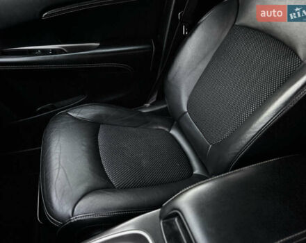 Чорний Додж Джорні, об'ємом двигуна 3.6 л та пробігом 182 тис. км за 10950 $, фото 24 на Automoto.ua