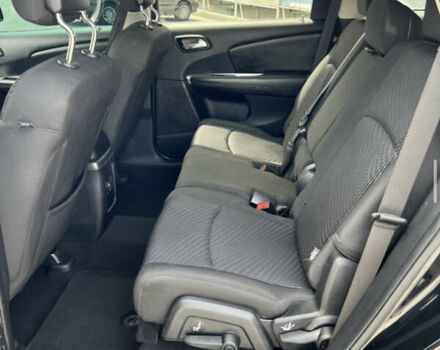 Черный Додж Джорни, объемом двигателя 2.36 л и пробегом 185 тыс. км за 12000 $, фото 7 на Automoto.ua