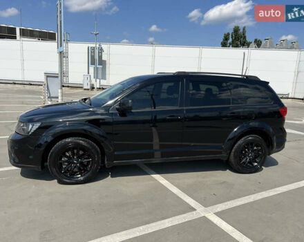 Черный Додж Джорни, объемом двигателя 2.36 л и пробегом 48 тыс. км за 14000 $, фото 13 на Automoto.ua